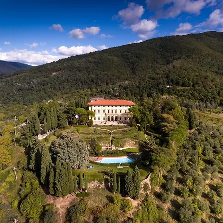 Hotel Pitiana 4*