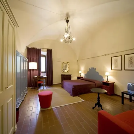 Hotel Pitiana 4*