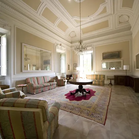 Hotel Pitiana 4*
